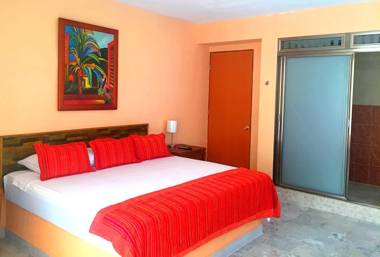 Hotel Versalles Suites Канкун Экстерьер фото